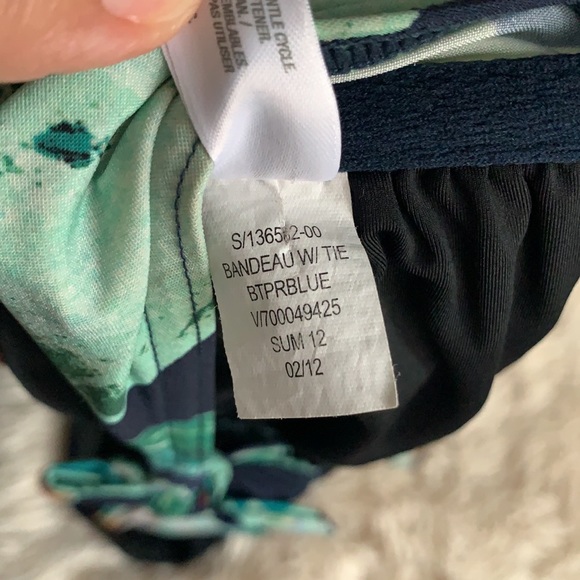 Tropical Gap Bikini - Picture 4 of 6